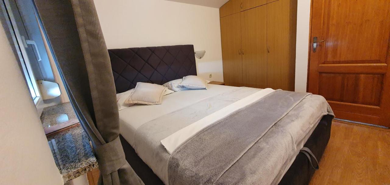 Apartments Kolak Rogoznica  Eksteriør bilde