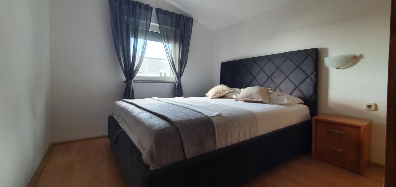Apartments Kolak Rogoznica  Eksteriør bilde