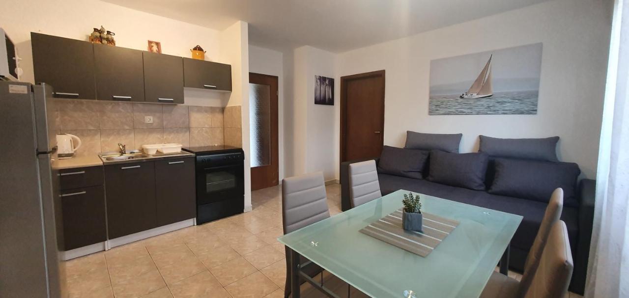 Apartments Kolak Rogoznica  Eksteriør bilde